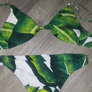 Green and White Tropical Leaf Bikini
